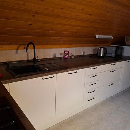 Apartma Cvrsta Trojka Jesenice Eksteriør billede