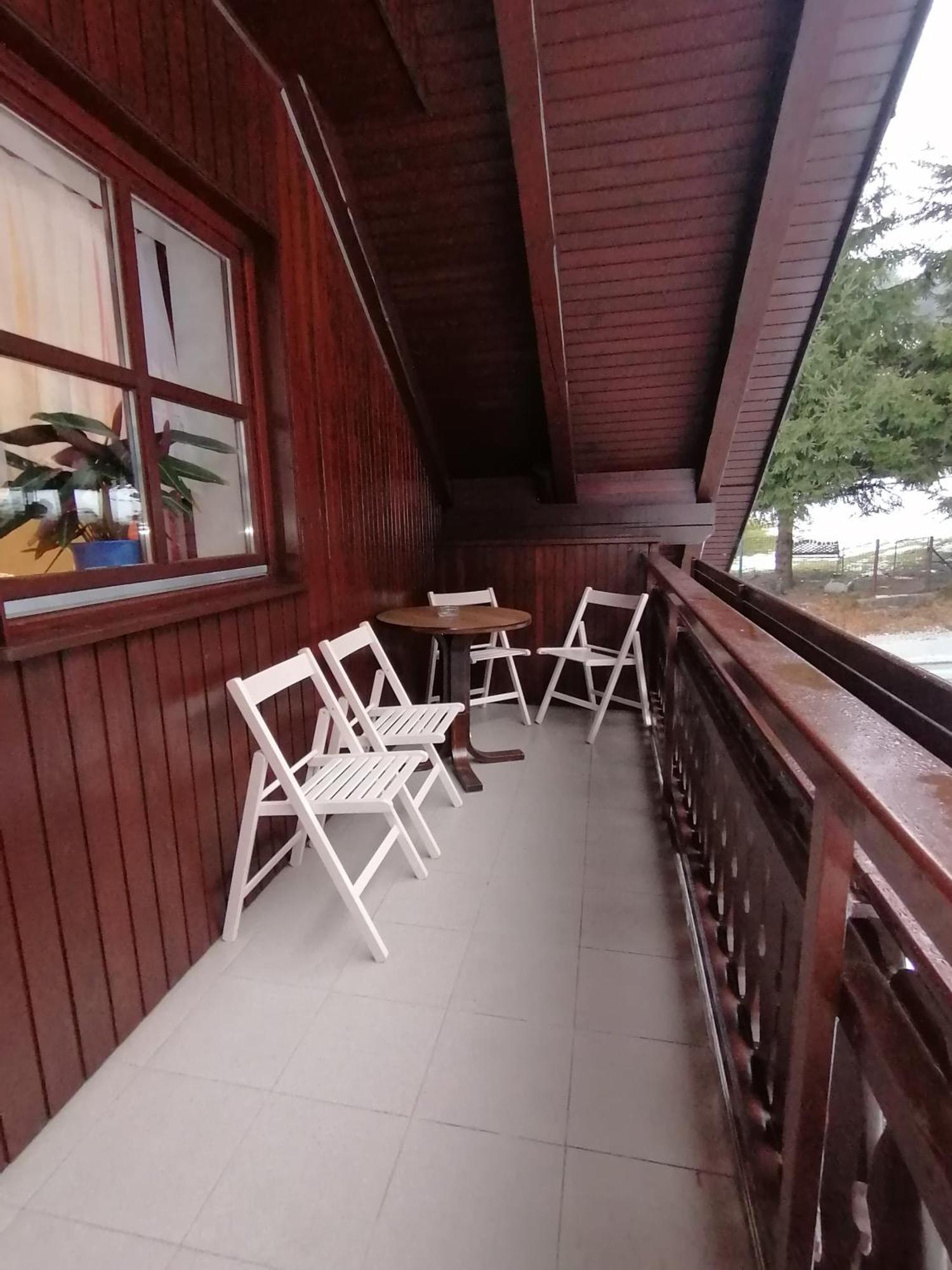 Apartma Cvrsta Trojka Jesenice Eksteriør billede