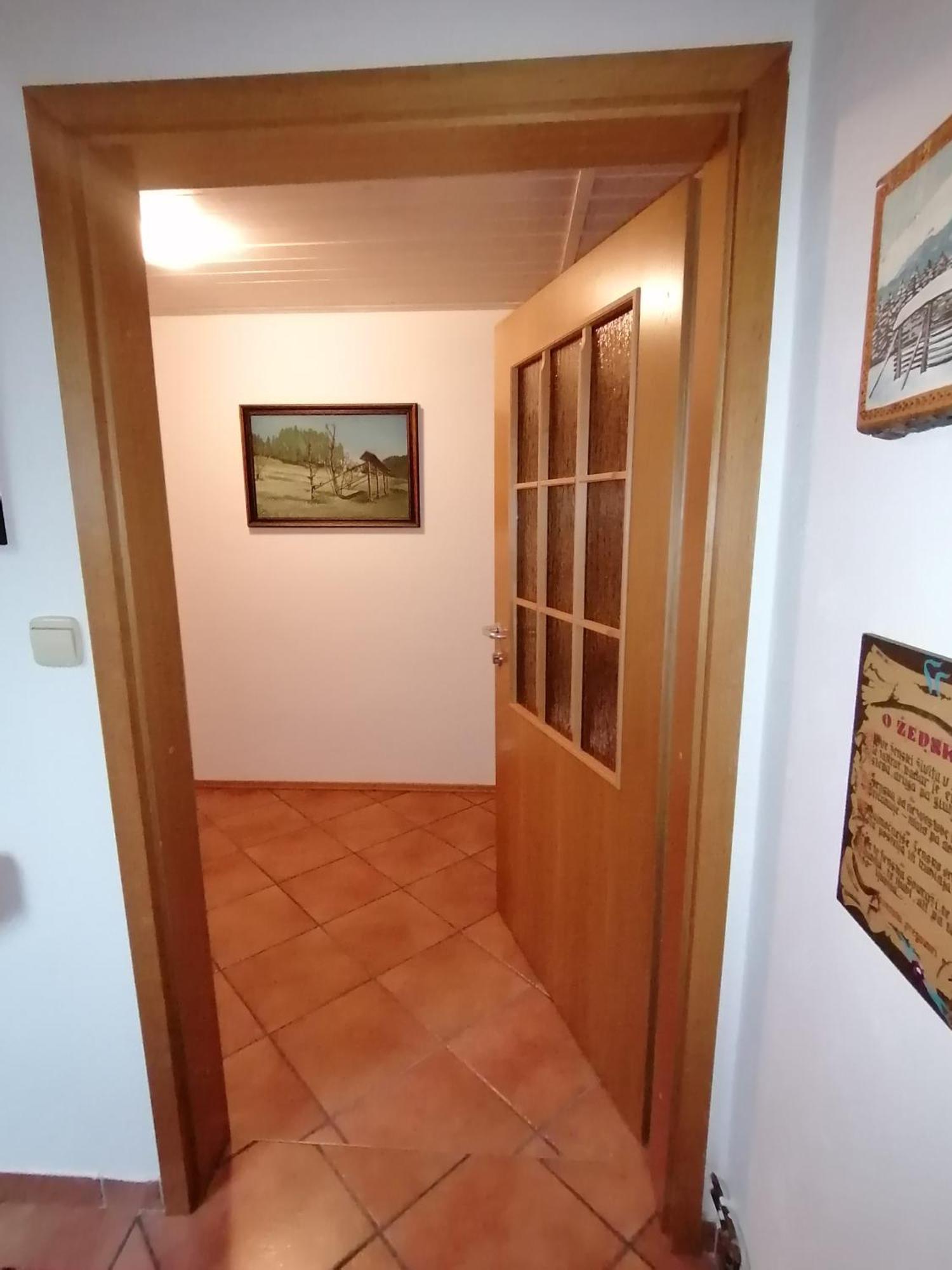 Apartma Cvrsta Trojka Jesenice Eksteriør billede